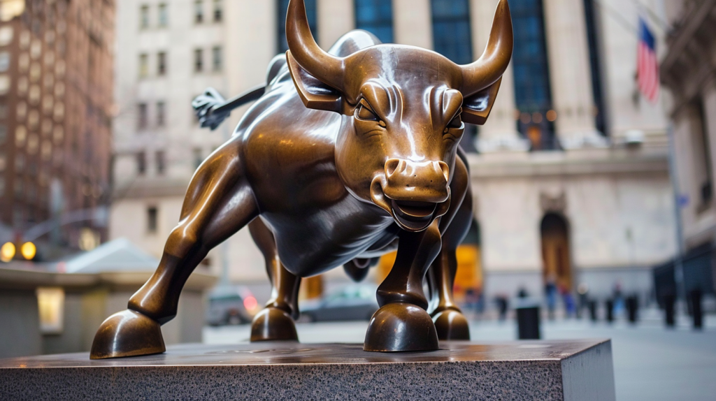 Image du Taureau de Wall Street, symbole de la force du marché et icône de ceux qui cherchent à investir sur les indices boursiers, capturant l'esprit de la finance